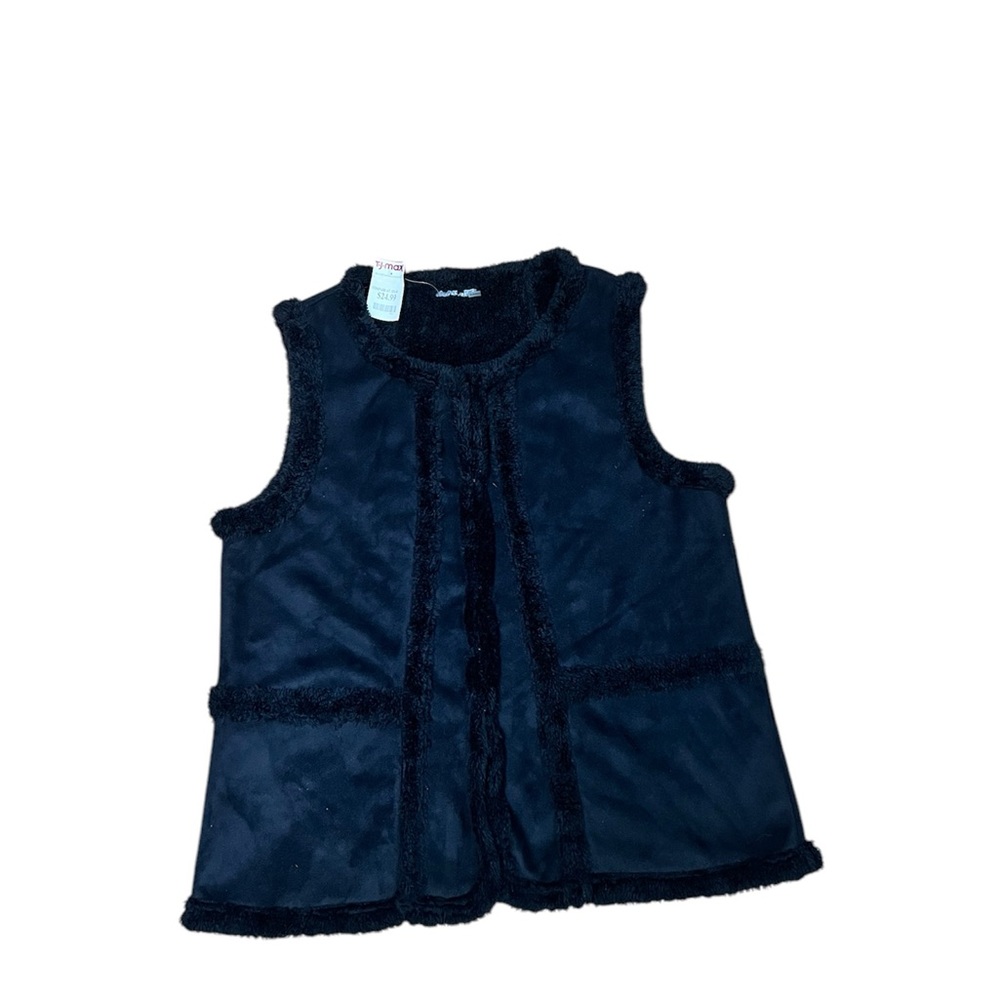 Black Sleeveless Three Hearts Vest